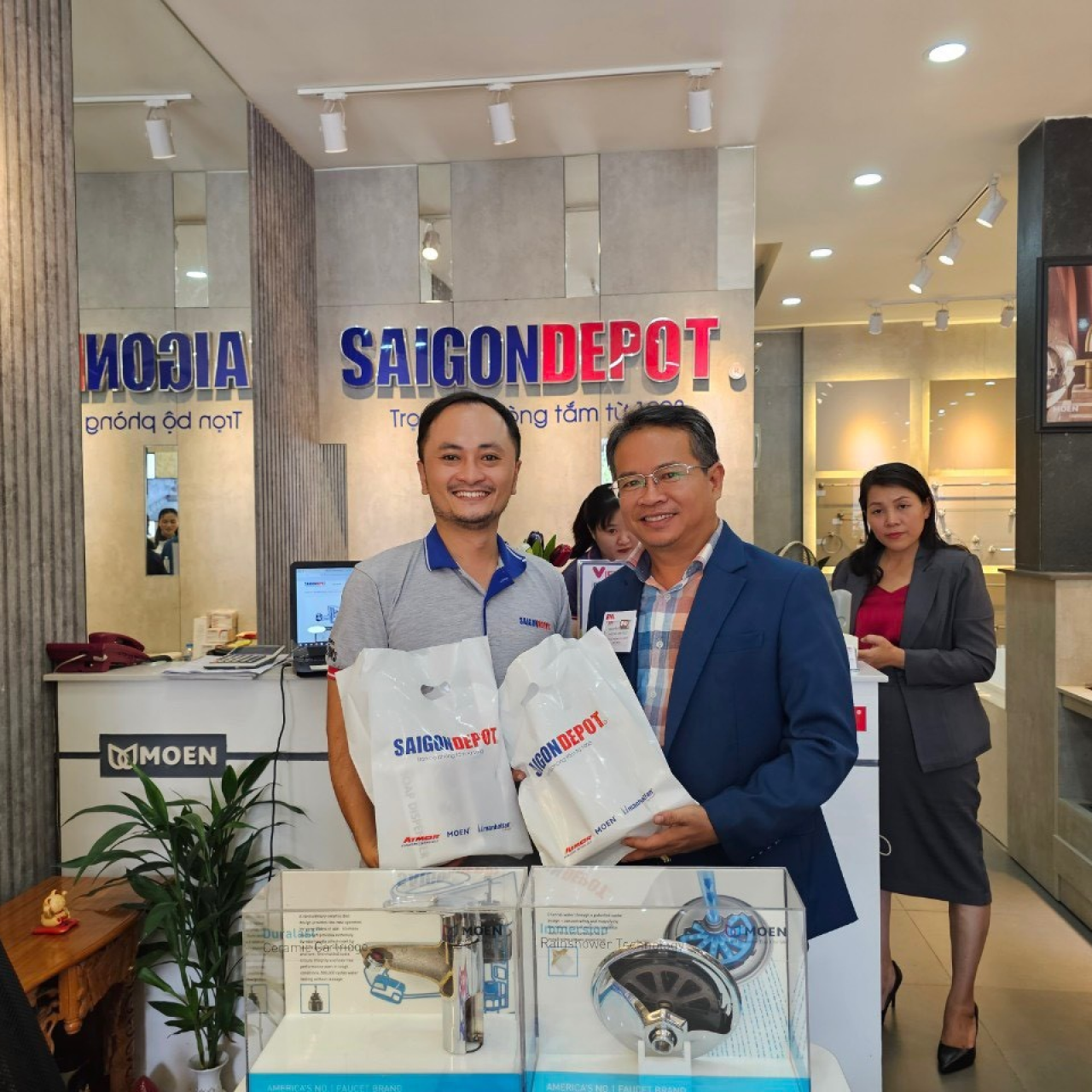 SaigonDepot x BNI - Hân hạnh chào đón BNI tham quan showroom SaigonDepot